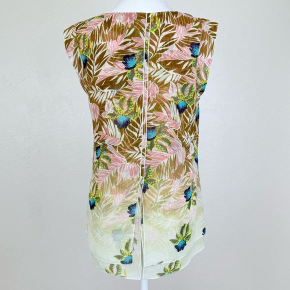 CAbi Tropical Orchid Print Ombré Gradient Print Top Size S - Picture 5 of 12